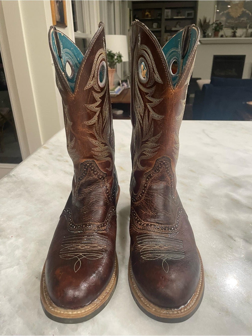 Ariat Women’s Brown Leather Western Cowboy Boots - Teal Lining 9.5